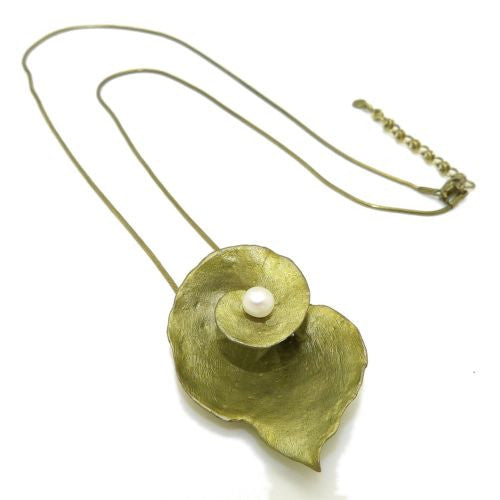 Spiral Geranium Pearl Pendant Necklace by Michael Michaud 7897 - ILoveThatGift